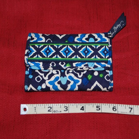 3/$30 - NEW MARKDOWN - Vera Bradley Wallet in Ink Blue - EUC - Picture 6 of 7